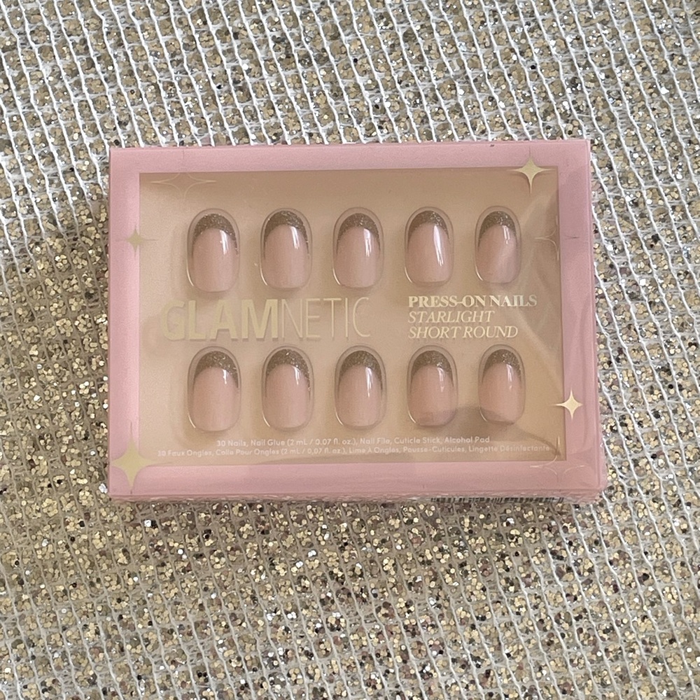 Glamnetic Press-On Nails Starlight Short Round